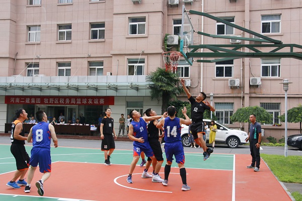 投篮的高光时刻.jpg 投篮的高光时刻.jpg