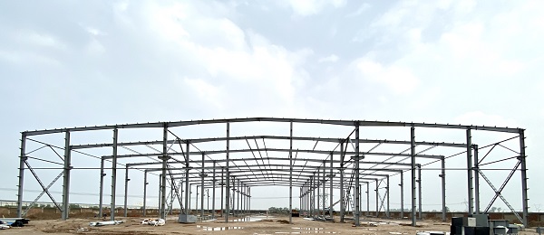 2、钢结构厂房.jpg 2、钢结构厂房.jpg