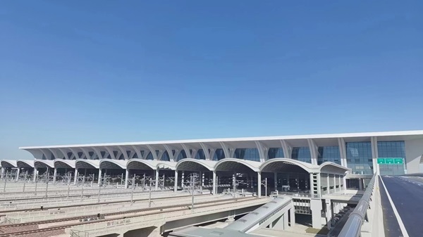 12郑州航空港站项目实景.jpg 12郑州航空港站项目实景.jpg
